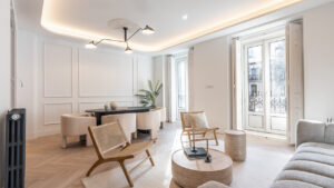 1 SALON 1