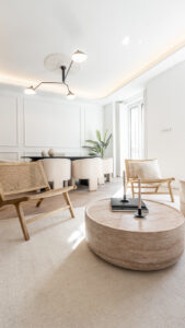 1 SALON 16