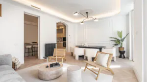 1 SALON 2