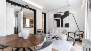 1 SALON 3