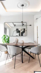 1 SALON 7