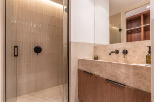 3 BAÑO 2